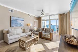 Posezení v ubytování Jade East Towers 1040 by Newman-Dailey