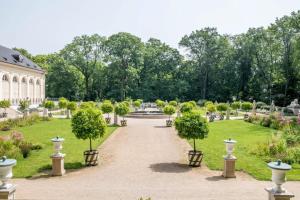 Ogród w obiekcie Royal Park Łazienki - Terrace Boutique Apartment