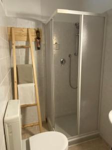 Kúpeľňa v ubytovaní Little Paradise Apartment + 14 fotografií
