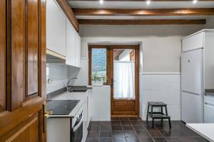 Kuchnia lub aneks kuchenny w obiekcie Excepcional Casa El Olivo