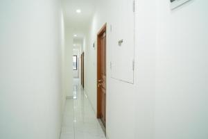 Fotografie z fotogalerie ubytování RedDoorz near Stasiun Senen v destinaci Jakarta