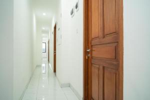 Fotografie z fotogalerie ubytování RedDoorz near Stasiun Senen v destinaci Jakarta
