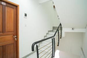 Fotografie z fotogalerie ubytování RedDoorz near Stasiun Senen v destinaci Jakarta