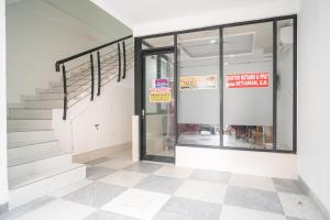 Fotografie z fotogalerie ubytování RedDoorz near Stasiun Senen v destinaci Jakarta
