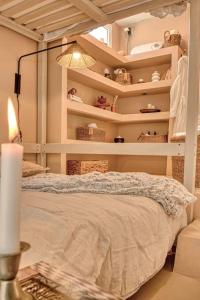 Łóżko lub łóżka w pokoju w obiekcie Suite con Jacuzzi en la montaña.
