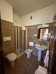 Ένα μπάνιο στο Hotel Kristall