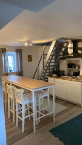 Kuchyňa alebo kuchynka v ubytovaní Gólyásház apartman