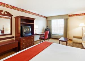 Photo de la galerie de l'établissement Holiday Inn Express Winston-Salem by IHG, à Winston-Salem 34 autres photos