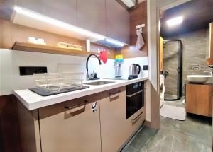 Kép Sleek Residence Flat in Muratpasa with Shared Pool szállásáról Antalyában a galériában