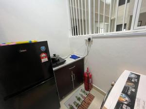Traders Garden , cheras Trader square 3 bedroom Balakong serdang的厨房或小厨房