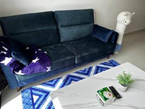 Traders Garden , cheras Trader square 3 bedroom Balakong serdang的休息区
