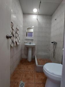 Vannituba majutusasutuses University Hotel Tsakhkadzor