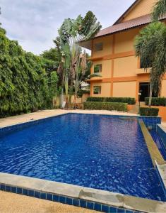 Bazén v ubytování Du-sila Hotel kohchang nebo v jeho okolí