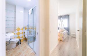 A bathroom at Babieca Casa con Garaje