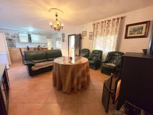 Posedenie v ubytovaní VILLA MACARENA