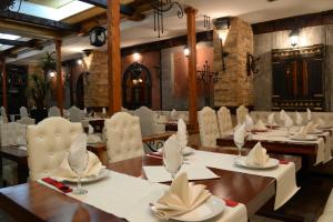 Εστιατόριο ή άλλο μέρος για φαγητό στο Hotel Tomce Sofka