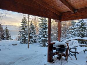 Bakkakot 1 - Cozy Cabins in the Woods tokom zime