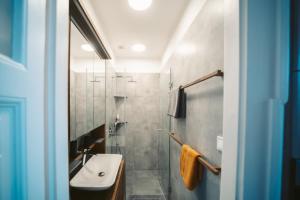 Kúpeľňa v ubytovaní Volenter Lux Apartment Zero + 37 fotografií