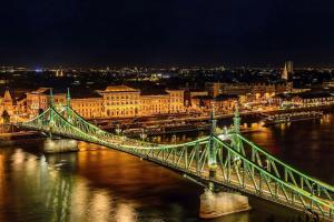 Výhľad na mesto Budapešť alebo výhľad na mesto priamo z apartmánu