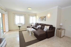 Posedenie v ubytovaní Pinares 3 Bed Luxury Apt El Faro