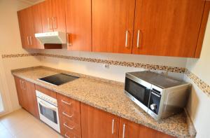 Kuchyňa alebo kuchynka v ubytovaní Pinares 3 Bed Luxury Apt El Faro