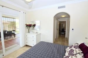 Posteľ alebo postele v izbe v ubytovaní Pinares 3 Bed Luxury Apt El Faro