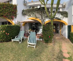 Vonkajšia záhrada v ubytovaní Townhouse Near beach Calahonda