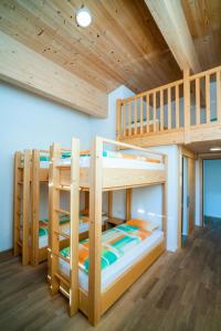 Postel nebo postele na pokoji v ubytování Hotel Wasserfall