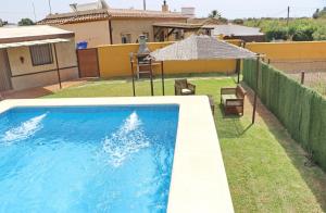 Fotografia z galérie ubytovania Chalet rural con piscina v destinácii Conil de la Frontera