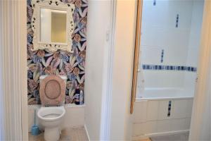Fotografie z fotogalerie ubytování London Zone 2, 2 Bedroom House v Londýně