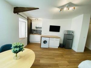 Photo de la galerie de l'établissement Les studios de Morgane hyper centre, à Valence 33 autres photos