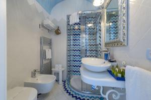 A bathroom at La Barbera