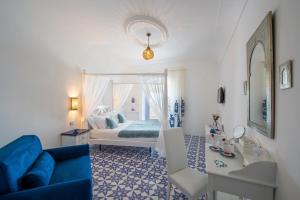 A bed or beds in a room at La Barbera