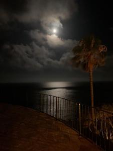 Fotografia z galérie ubytovania Apartamento con playa y vistas en la Costa Brava v destinácii Begur