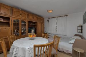 Posteľ alebo postele v izbe v ubytovaní Sun and Sea 3-2 apartment