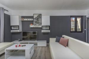 Kuchyňa alebo kuchynka v ubytovaní Apartment Zak