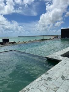 Piscina en o cerca de Holandas Prime em Tambaú a 100mts da Praia