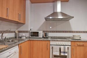 Kuchyň nebo kuchyňský kout v ubytování Yuhom, casas con alma. Xacedos 5 + 23 fotografií
