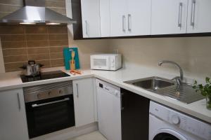 Kuchyňa alebo kuchynka v ubytovaní Apartamento Aguamarina - Playa Moncofa