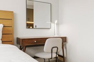 Postel nebo postele na pokoji v ubytování WhyHotel by Placemakr, Columbia