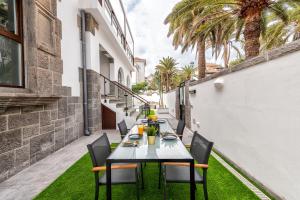 Vonkajšia záhrada v ubytovaní Sweet garden Las palmas