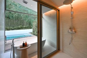 Hotel MYS Khao Yai的一间浴室