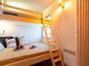Posteľ alebo postele v izbe v ubytovaní Appartement 5 pers à Saint-Lary avec WiFi - FR-1-296-460