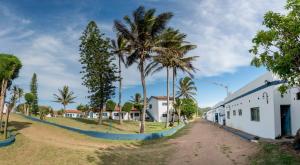 Ponta Mar Resort外面的花园