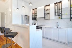 Kuchyňa alebo kuchynka v ubytovaní Appartement de standing Biarritz
