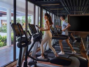 Spordikeskus ja/või sportimisvõimalused majutusasutuses Pullman Lombok Merujani Mandalika Beach Resort