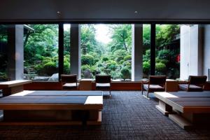 Posezení v ubytování Yoshiike Ryokan