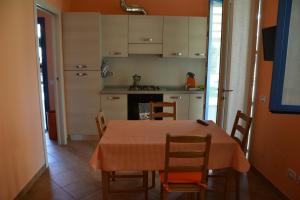 Kuchyň nebo kuchyňský kout v ubytování Vacanze Casa di Trizzi