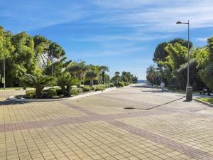 Fotografie z fotogalerie ubytování Amplio y luminoso apartamento en 1 línea playa v destinaci Marbella