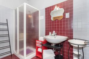 A bathroom at Residenza Il Fiore